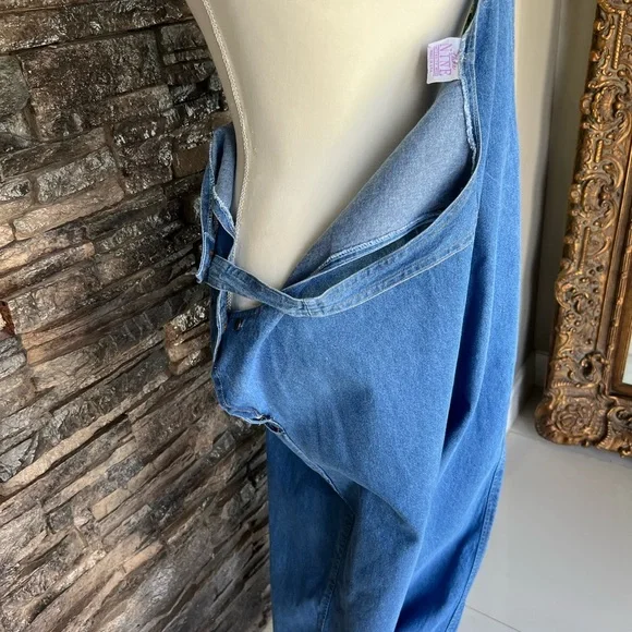 MATERNITY 👶🏻Blue Denim Overalls with Adjustable Straps and Relaxed Fit - Picture 9 of 15